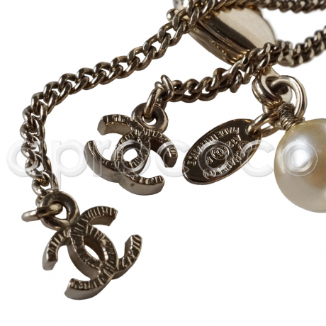 CHANEL celebrity Pearl Necklace TRIPLE CC - 54