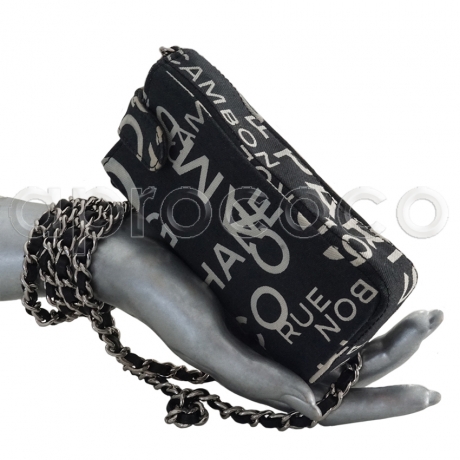 CHANEL Cross-Body Mini-Tasche HANDY**SONNENBRILLE Etui Print Canvas mit Kette - schwarz