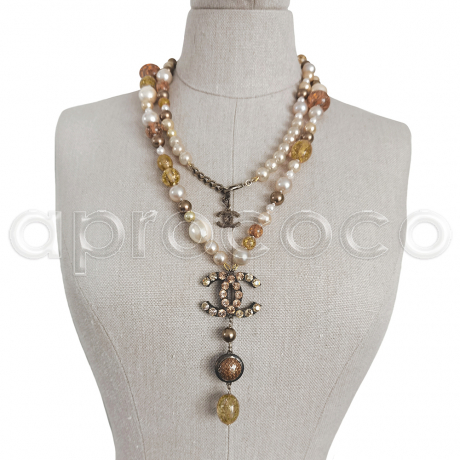 CHANEL pearl necklace * lucite * resin beads * amber-citrin-shades * rhinestones * CC logo