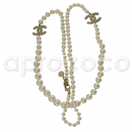 CHANEL classic Pearl Necklace ever  with CC Logos studded with seed-pearls