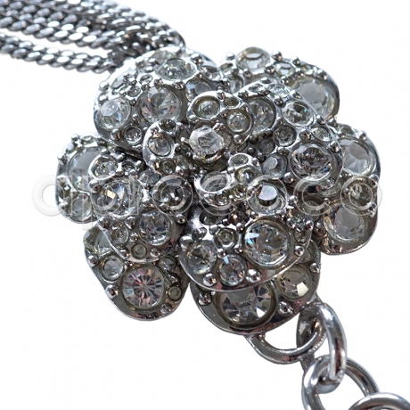 EXQUISITE Fabulous CHANEL chain belt necklace with the prettiest bling Camellia