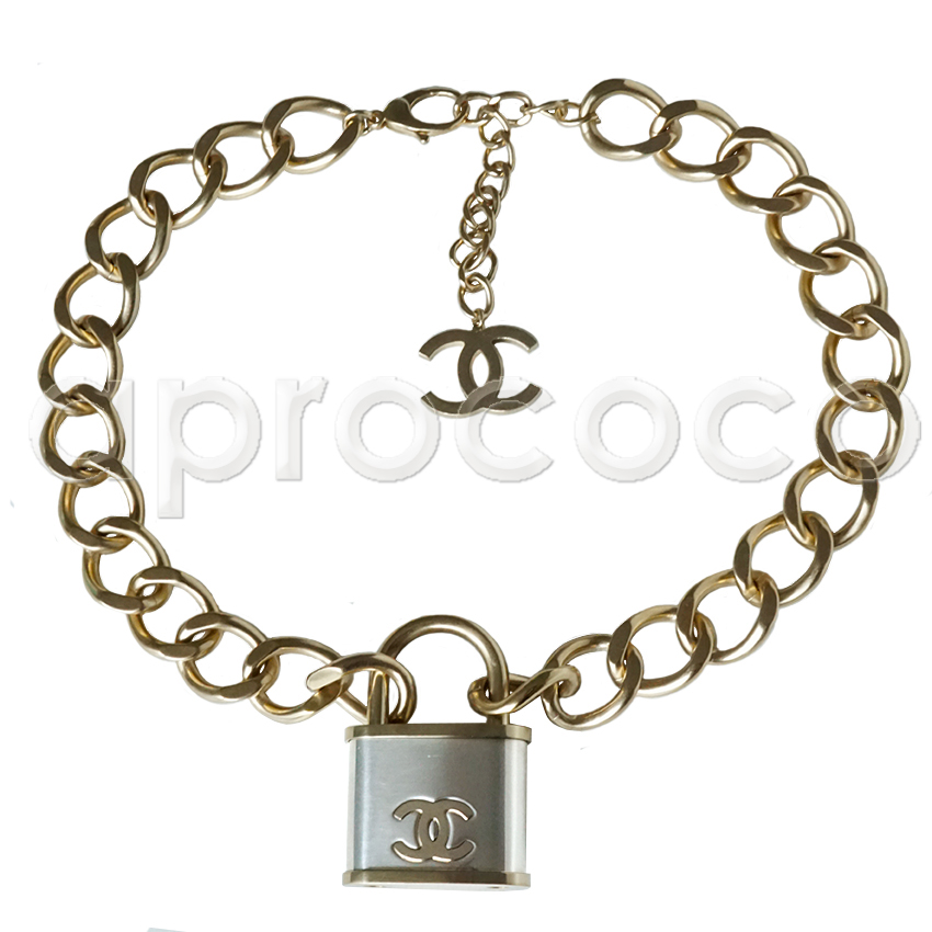 Chanel Iridescent Lilac B18 P Pink Padlock Necklace Metal ref350530  Joli  Closet