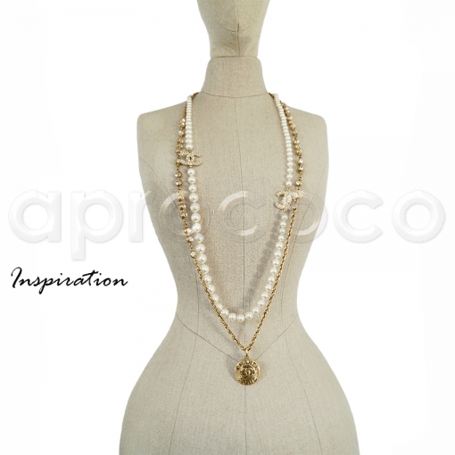 ♥ Parisian Glam ♥ CHANEL crystals Sautoir Necklace w/ CC Logo 3D Pendant